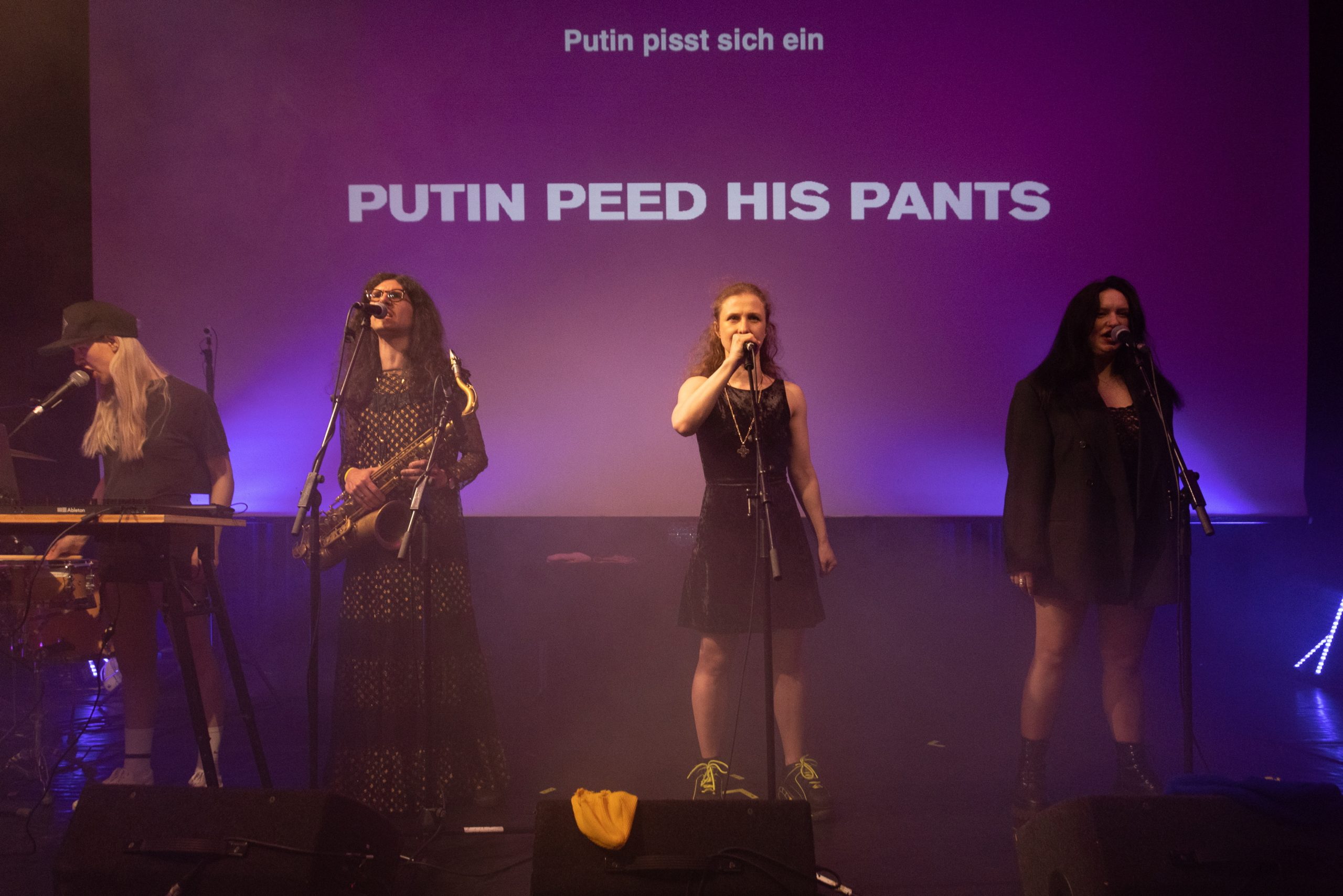 Punk Gegen Putin Pussy Riot Spielen Morgen Konzert In Völklingen