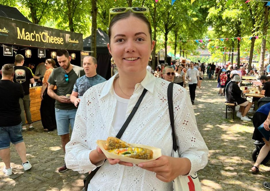 Das Foto zeigt Victoria vom Saarbrücker Kompass auf dem Streetfood Festival