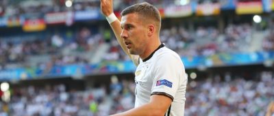 Gegen England macht Podolski heute sein letztes Spiel für die Nationalelf. Foto: Christian Charisius/dpa.