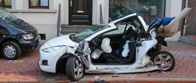 Bei einem verheerenden Unfall in Saarwellingen kamen im August zwei Menschen ums Leben. Foto: Simon Avenia/dpa-Bildfunk.