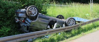 Der Fahrer des Wagens verunglückte tödlich. Foto: Brandon-Lee Posse