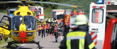 Neben Feuerwehr, Rettungsdienst und Polizei war auch Hubschrauber „Christoph 16" im Einsatz. Foto: BeckerBredel.