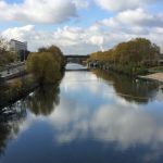 Blick auf die Saar in Saarbrücken bei schönem Herbstwetter. Archivfoto: Patryk Kubek.