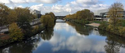 Blick auf die Saar in Saarbrücken bei schönem Herbstwetter. Archivfoto: Patryk Kubek.