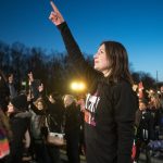 Bei dem Tanz-Flashmob soll ein Zeichen gegen Gewalt an Frauen gesetzt werden - auch im Saarland. Foto (Berlin): Paul Zinken /dpa-Bildfunk