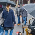 Das Wetter im Saarland soll an Fastnacht 2019 laut DWD bewölkt, regnerisch und teils stürmisch werden. Foto: Axel Heimken/dpa-Bildfunk