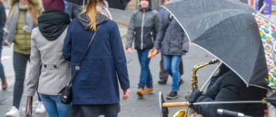 Das Wetter im Saarland soll an Fastnacht 2019 laut DWD bewölkt, regnerisch und teils stürmisch werden. Foto: Axel Heimken/dpa-Bildfunk