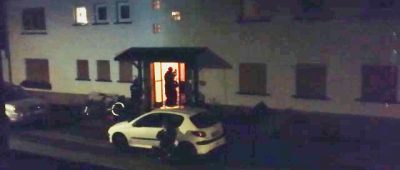 Beamte der Polizei Neunkirchen mussten am Samstagabend nach einer häuslichen Auseinandersetzung zu ihrer Schusswaffe greifen. Foto: Leserreporter