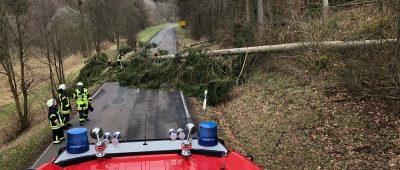 Sturmtief „Eberhard" richtete im Saarland Schäden an. Foto: Feuerwehr St. Ingbert.