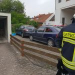 Einsatzkräfte retteten zwei Kinder aus diesem Wagen in Hassel. Foto: Florian Jung-Feuerwehr