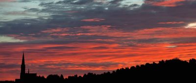 Es wird warm im Saarland, am Himmel ziehen jedoch Wolken auf. Archivfoto: BeckerBredel