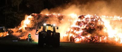 In Überherrn brannten Ende Juli rund 1000 Heuballen. Foto: BeckerBredel.