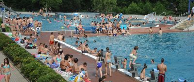 Schwimmbadwetter im Saarland? Ab Donnerstag (22. August 2019) sehr wahrscheinlich. Symbolfoto: BeckerBredel