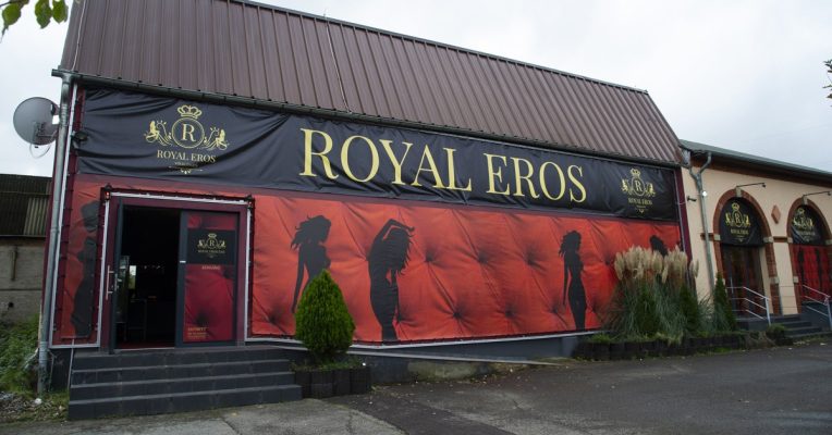 Das "Royal Eros" hat am 1. November in einem Gewerbegebiet in Völklingen-Fenne eröffnet. Foto: BeckerBredel