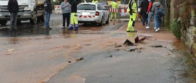 In Saarbrücken kommt es aktuell aufgrund eines Wasserrohrbruchs zu Verkehrsbeeinträchtigungen. Foto: Becker&Bredel