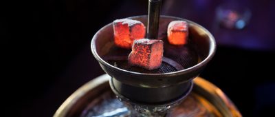 Im Saarland haben in den vergangenen fünf Jahren mehr als 30 Shisha-Bars neu eröffnet. Symbolfoto: Christian Charisius/dpa-Bildfunk