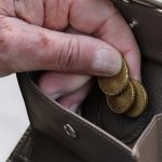 Mit einer Armutsquote von 16 Prozent liegt das Saarland knapp über dem Bundesdurchschnitt. Symbolfoto: Stephanie Pilick/dpa-Bildfunk