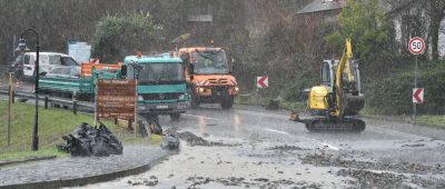 Im Saarland kommt es am heutigen Sonntag (15.12.2019) wegen Hochwassergefahr zu zahlreichen Verkehrsbeeinträchtigungen. Foto: BeckerBredel