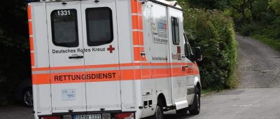 Bei einem Unfall in Saarlouis erlitt ein Passant schwere Verletzungen. Symbolfoto: BeckerBredel