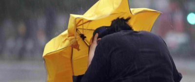 Im Saarland ist am Wochenende mit wechselhaftem Wetter zu rechnen. Möglich seien auch Sturmböen. Symbolfoto: Chiang Ying-YingAP/dpa-Bildfunk.