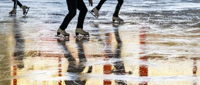 Mit der EisLounge in Homburg bekommt das Saarland wieder eine Eishalle zum Schlittschuhlaufen. Symbolfoto: Swen Pförtner/dpa-Bildfunk