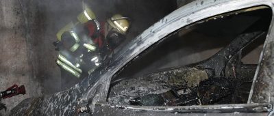 Das Feuer brach in einer Tiefgarage in Alt-Saarbrücken aus. Die Polizei ermittelt wegen Brandstiftung. Foto: BeckerBredel