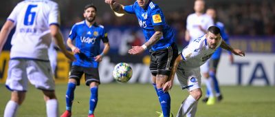 Der 1. FC Saarbrücken liefert sich einen packenden Kampf mit dem Karlsruher SC im DFB-Pokal-Achtelfinale. Foto: Oliver Dietze