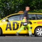 Pro Tag fährt der ADAC im Saarland durchschnittlich zu 158 Einsätzen. Foto: Christophe Gateau/dpa-Bildfunk