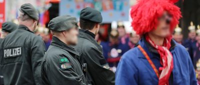 Für das Sicherheitskonzept der Straßenfastnacht im Saarland hat die Polizei die Ereignisse in Hanau mitbewertet. Symbolfoto: dpa-Bildfunk/Oliver Berg