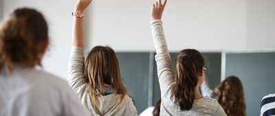 Die Landeshauptstadt Saarbrücken investiert 1,1 Millionen Euro in die städtischen Grundschulen. Symbolfoto: Felix Kästle/dpa-Bildfunk