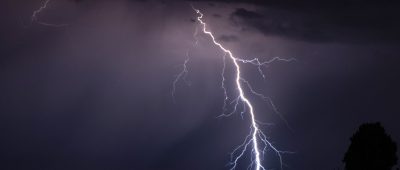 Gewitter sind am Wochenende im Saarland möglich. Foto: Robert Michael/dpa-Bildfunk