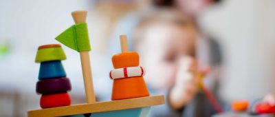 Der Lohnersatz bei geschlossenen Kindertagesstätten wird verlängert. Symbolfoto: Rolf Vennenbernd/dpa-Bildfunk