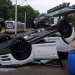 Der Fahrer des Wagens wurde schwer verletzt. Foto: BeckerBredel