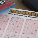 Für den Gewinn setzte der Tipper 16,25 Euro ein. Foto: obs/Eurojackpot/Detlev Schlag/dpa-Bildfunk