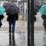 Regen wird in den kommenden Tagen im Saarland erwartet. Foto: Felix Kästle/dpa-Bildfunk