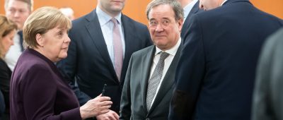 Bei der heutigen Ministerpräsidentenkonferenz sollen zusammen mit Kanzlerin Merkel einheitliche Corona-Regeln der Länder beschlossen werden. Archivfoto: Bernd von Jutrczenka/dpa-Bildfunk