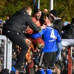 Darf der 1. FC Saarbrücken auch in der Dritten Liga in Völklingen jubeln? Aktuell ist noch vieles fraglich. Archivfoto:  Oliver Dietze/dpa