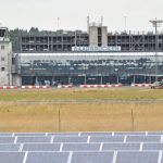 Am Flughafen Saarbrücken arbeiten rund 100 Mitarbeiterinnen und Mitarbeiter. Archivfoto: BeckerBredel