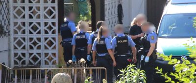 Hier zu sehen: die Polizei bei Ermittlungen in Piesbach. Foto: Brandon Lee Posse