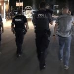 Beamte kontrollierten in Saarlouis Gaststätten. Foto: Polizei