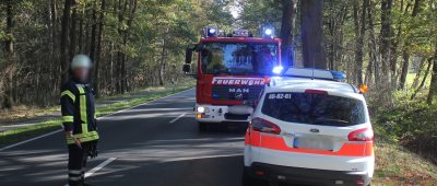 Die Feuerwehr sicherte die Unfallstelle ab. Symbolfoto: Presseportal/Polizei