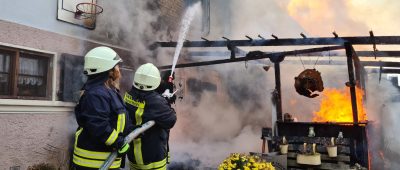 Aufnahme vom Einsatzort in St. Ingbert-Rentrisch. Foto: Florian Jung/Feuerwehr