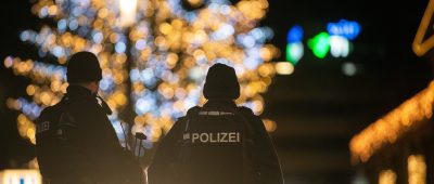 Laut Angaben des saarländischen Innenministeriums hat die Polizei in den vergangenen Tagen immer wieder Corona-Verstöße bei privaten Feiern im Saarland festgestellt. Symbolfoto: picture alliance/dpa | Sebastian Gollnow