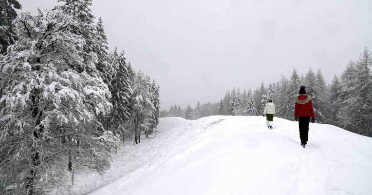 Verschneit sieht es momentan im Nordsaarland aus, zum Beispiel hier in Nonnweiler-Otzenhausen. Foto: BeckerBredel