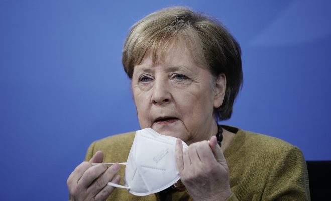 Hier im Bild: Kanzlerin Angela Merkel. Foto: Michael Kappeler/dpa-Bildfunk