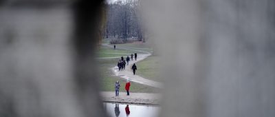 Auch im Saarland gilt wohl ab Montag in Landkreisen mit einem Inzidenzwert über 200 ein Bewegungsradius von 15 Kilometern. Foto: Kay Nietfeld/dpa-Bildfunk