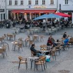 Wer im Saarland die Außengastronomie besuchen will, braucht einen negativen Corona-Test. Foto: BeckerBredel