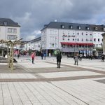 Die Stadt Saarlouis plant ein Alkoholverbot und eine Maskenpflicht. Foto: BeckerBredel