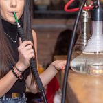 Für Betreiber:innen von Shisha-Bars in Großrosseln gibt es ab sofort höhere Auflagen. Foto: Pixabay